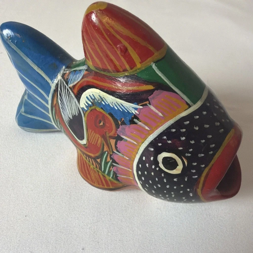 N/A goldfish embodies vintage