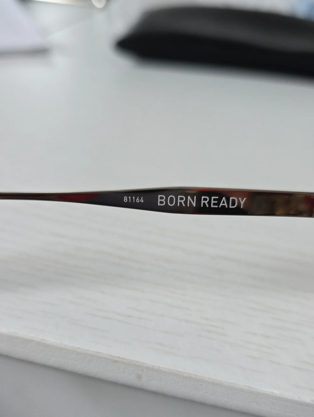 Quay Australia slim metal
