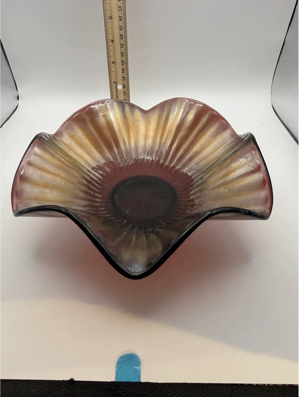Vintage Iridescent Amethyst Art Glass Fan Shell Console Bowl 9.5