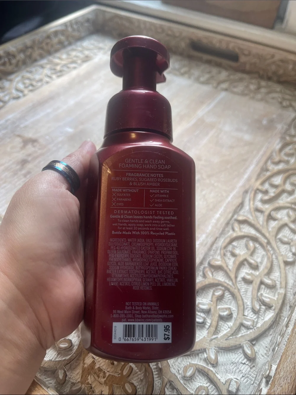 Bath & Body Works gently leaves color