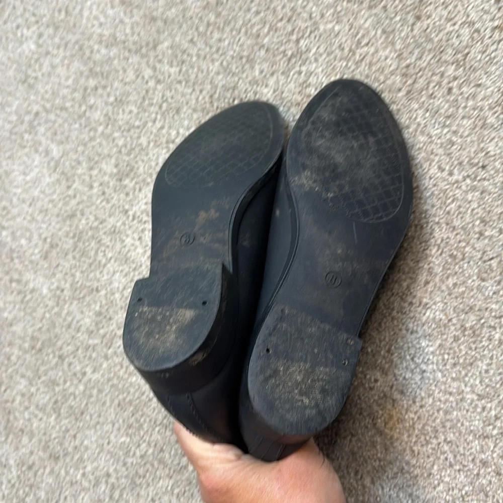 Jeffrey Campbell home these size
