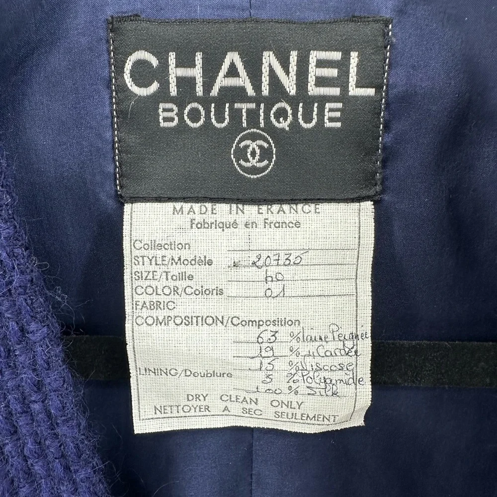 CHANEL vintage boutique