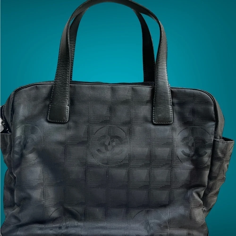 CHANEL this very