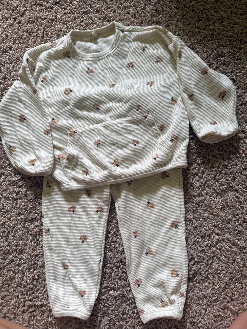 Quincy Mae Cream Waffle-Knit Pajama Set with Pumpkin Print