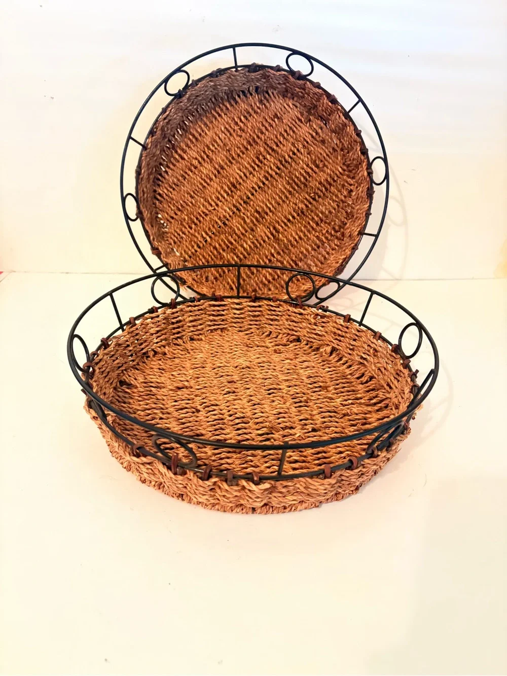 2 Woven Wicker Black Metal Frame Round Serving Display Basket Farmhouse Decor