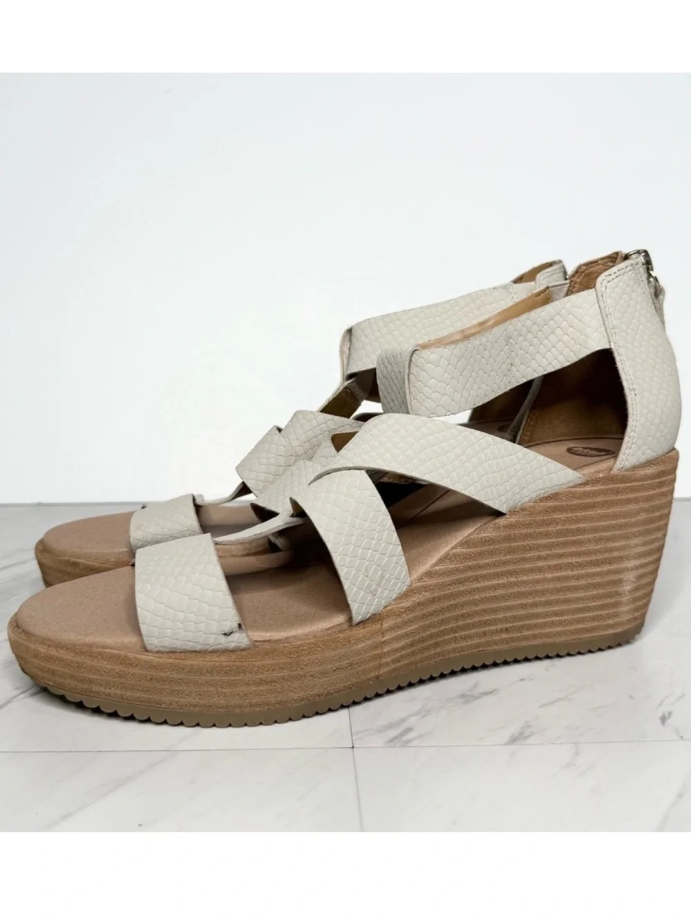 Dr. Scholl's Later Strappy Wedge Sandal 9M