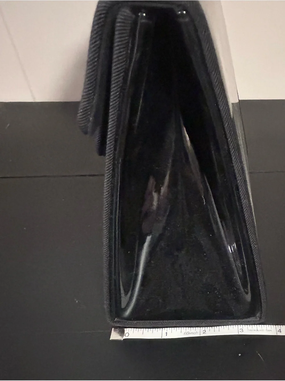 The Unbranded Brand classic black