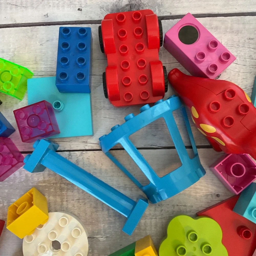 Lego duplo random