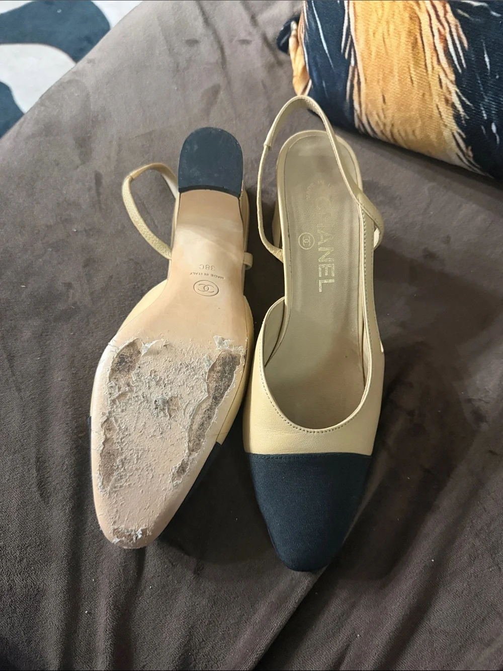 CHANEL classic slingback