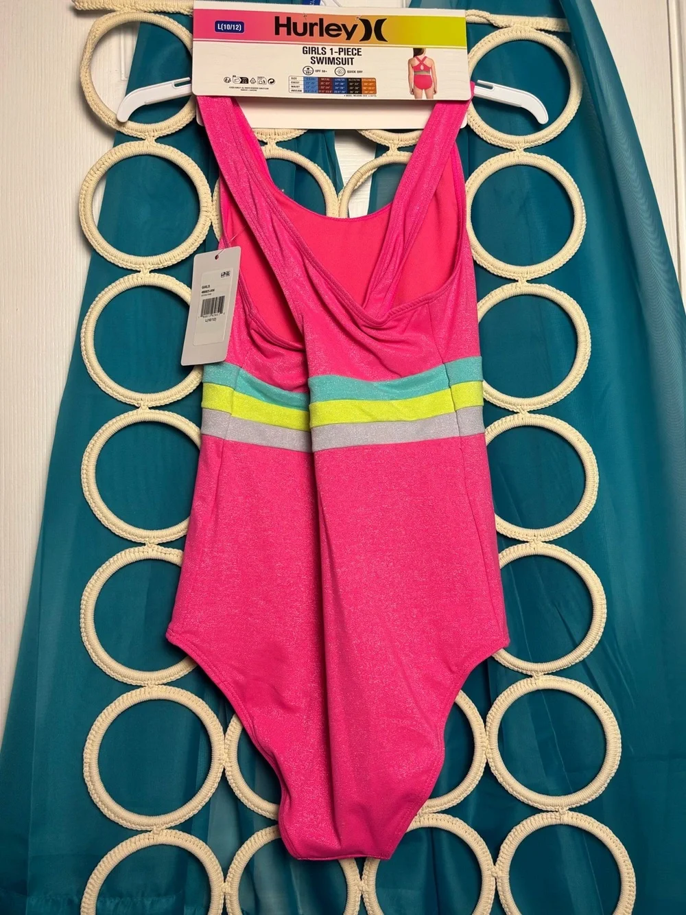 Hurley vibrant pink