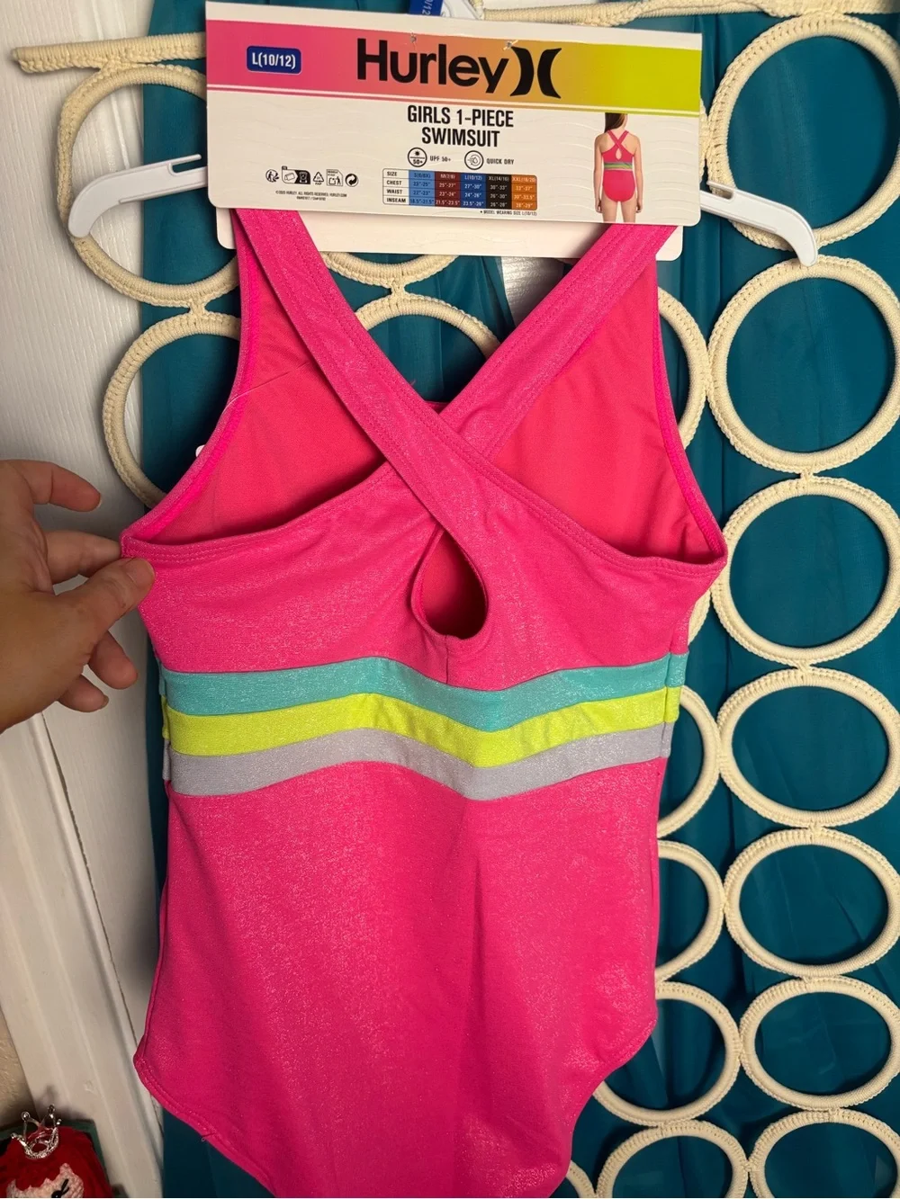 Hurley vibrant pink