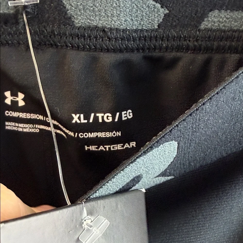Under Armour sleek black