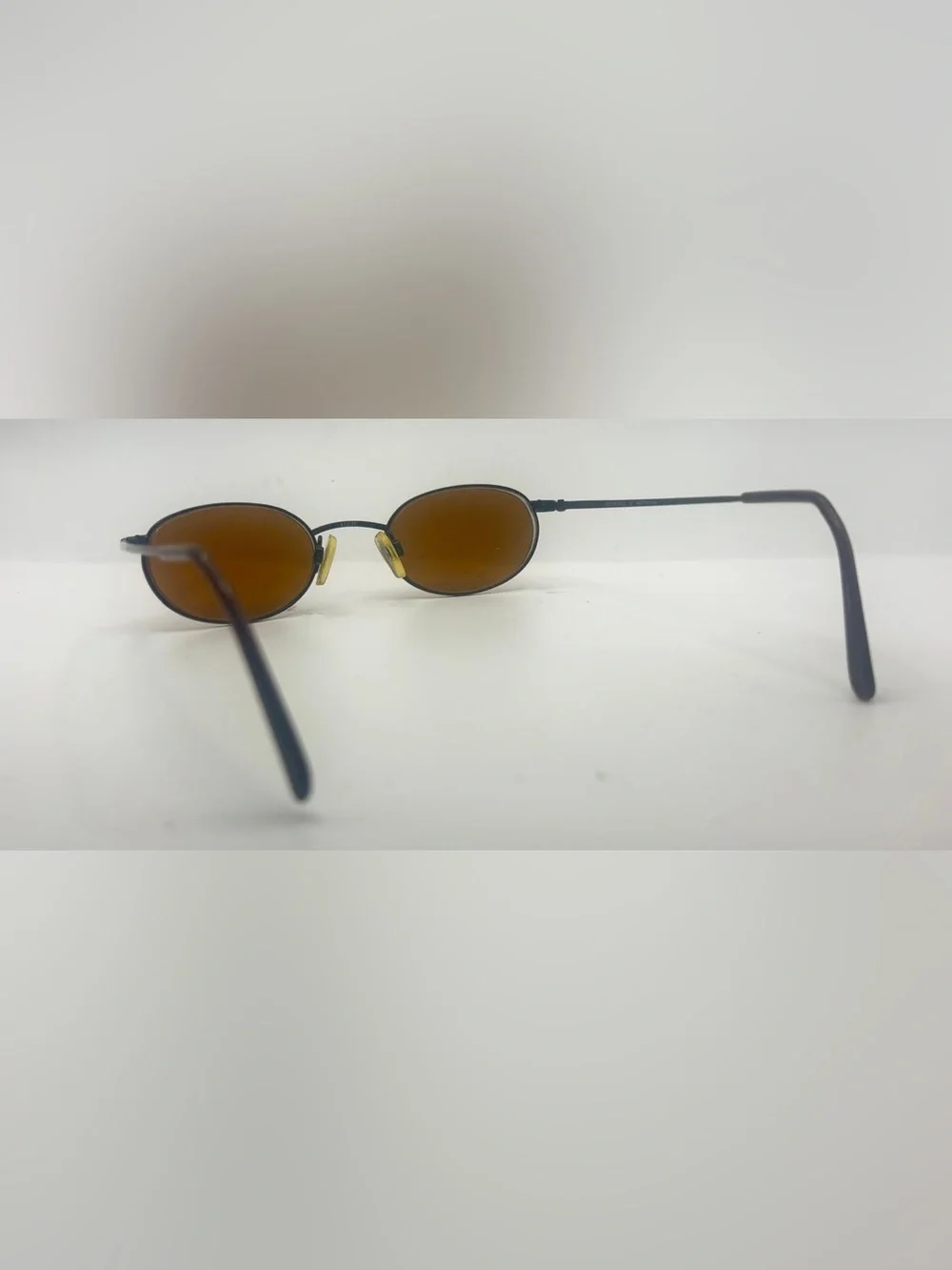 Essentials listing pair