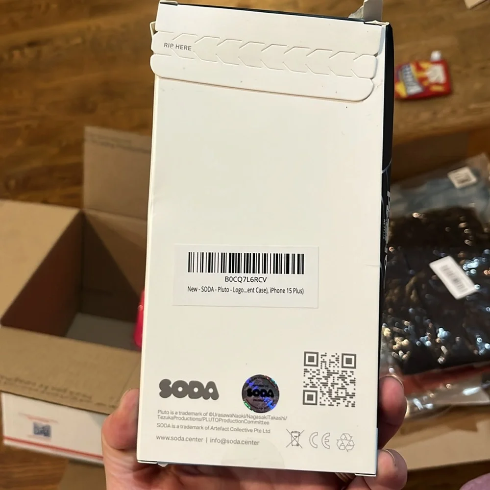Soda stylish black