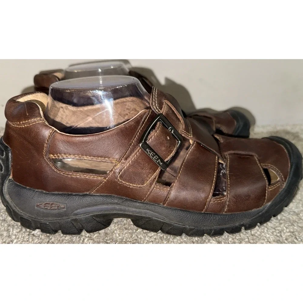 Keen fishermen leather