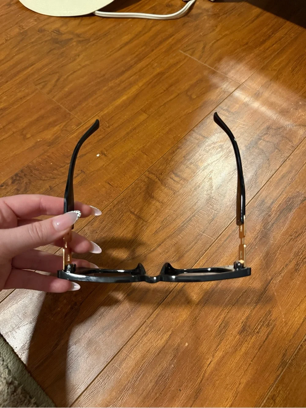 Black Cat-Eye Women's Sunglasses