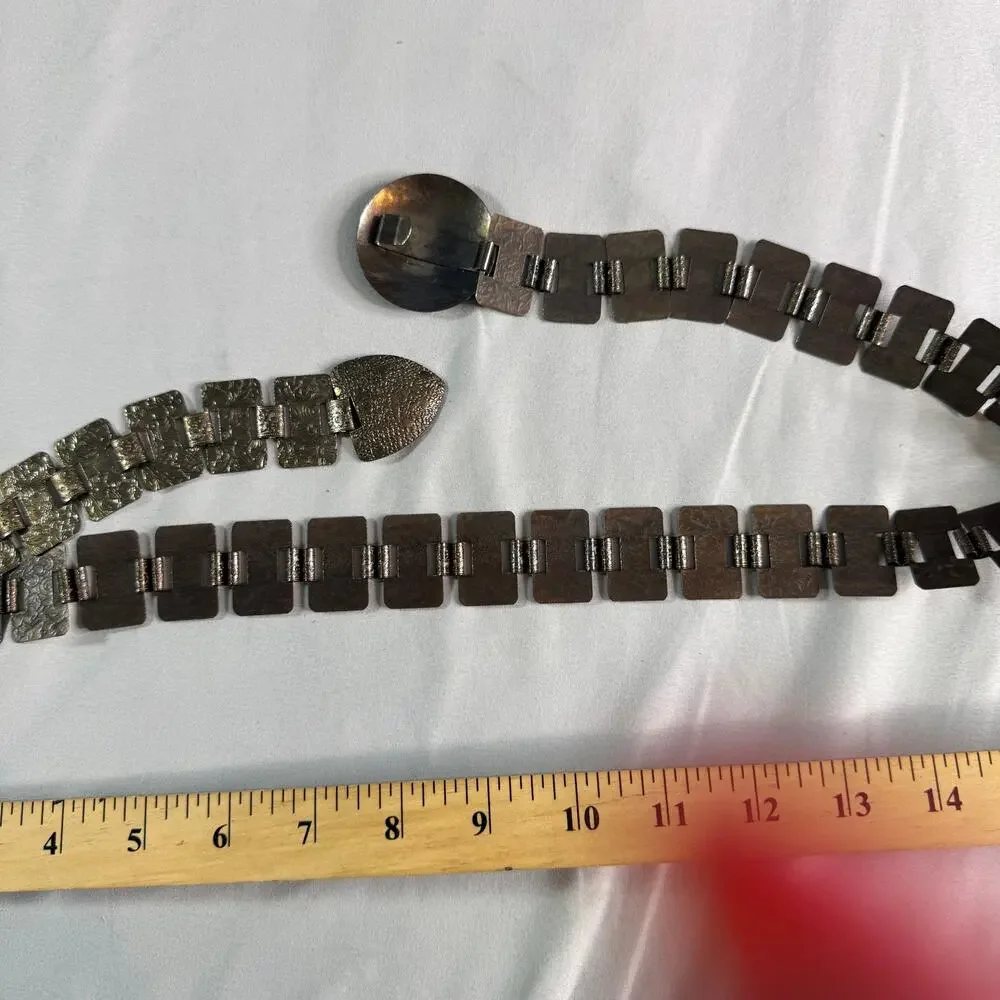 Vintage Sarah Coventry Gold Tone Etched Link Belt Textured Oval Buckle Boho 70s