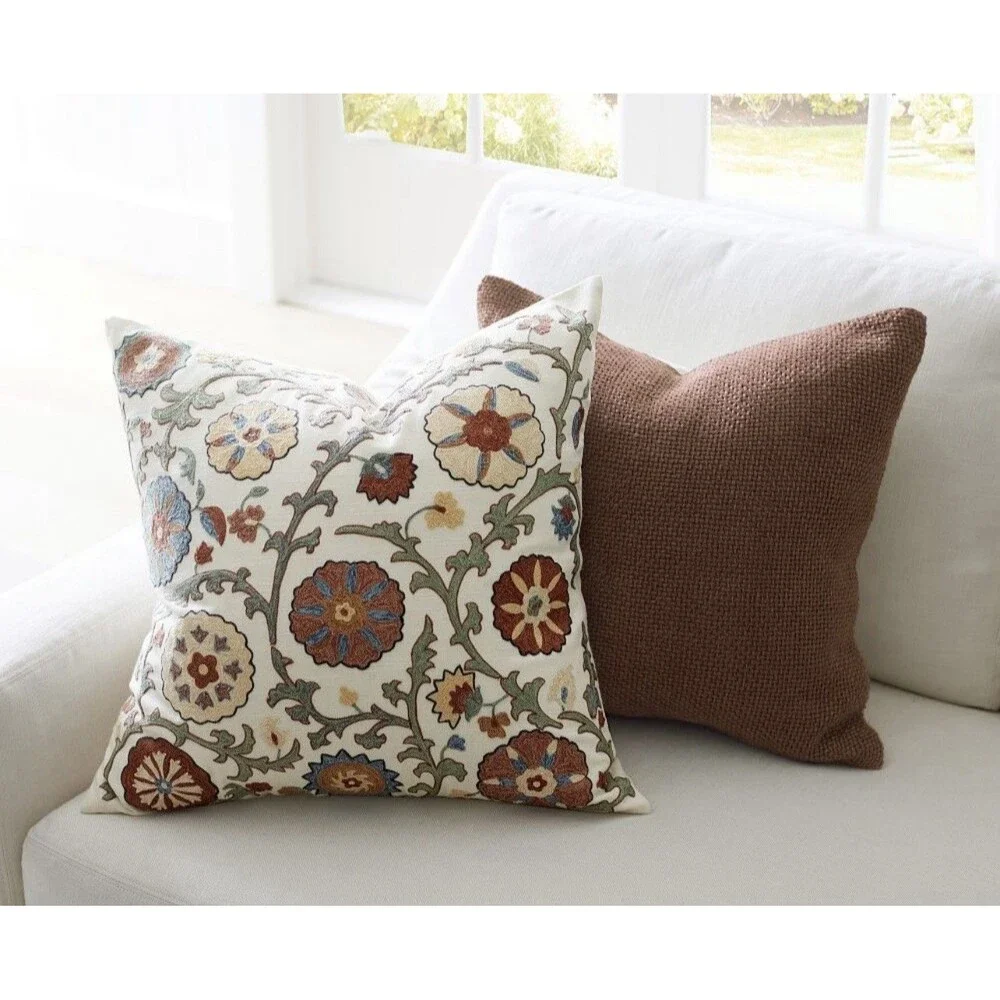 Pottery Barn Penelope Embroidered Pillow Cover 22”x22” EUC 100% Cotton