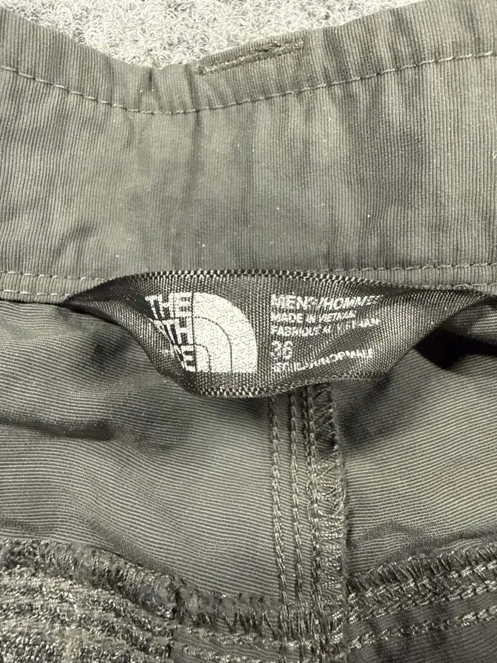 The North Face Men's Hiking Cargo Shorts Olive Green Size 36