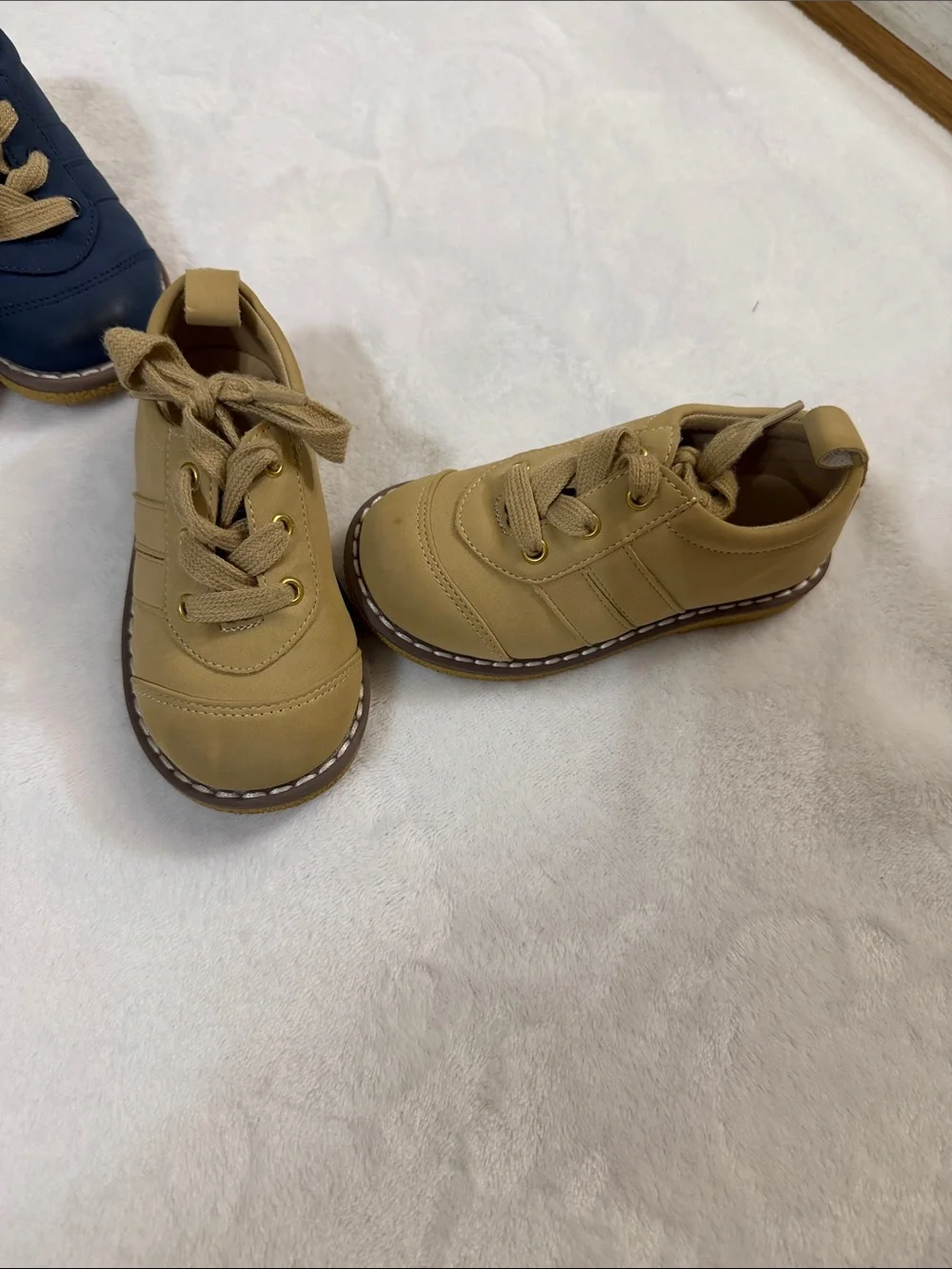 2 pair of boys oxford dress shoes navy blue and tan size 7