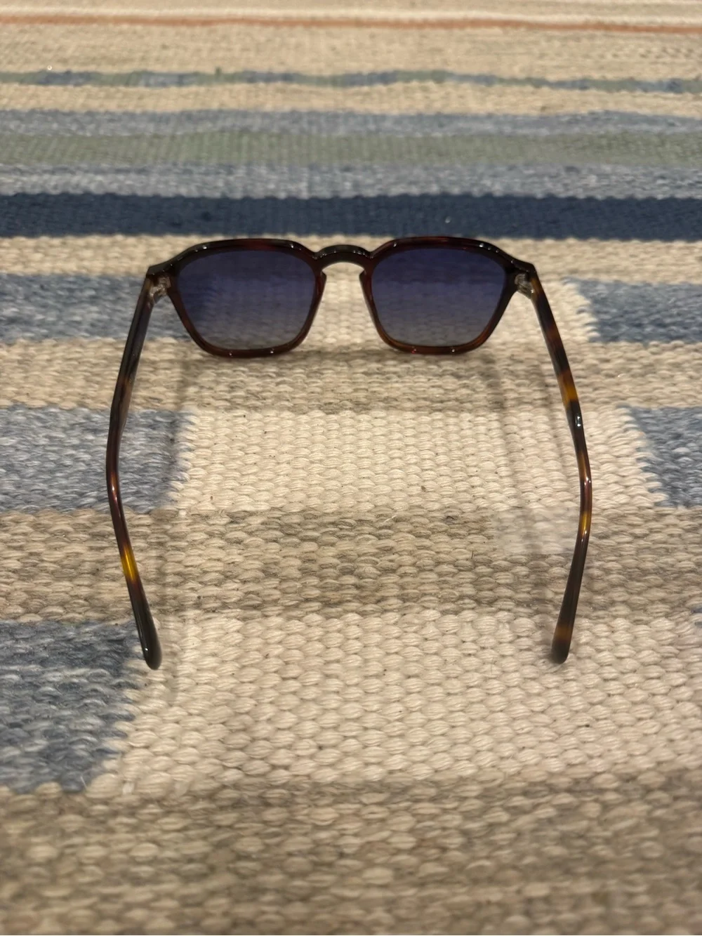 N/A classic square