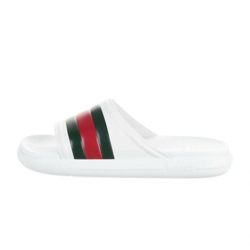 Gucci reposhing this