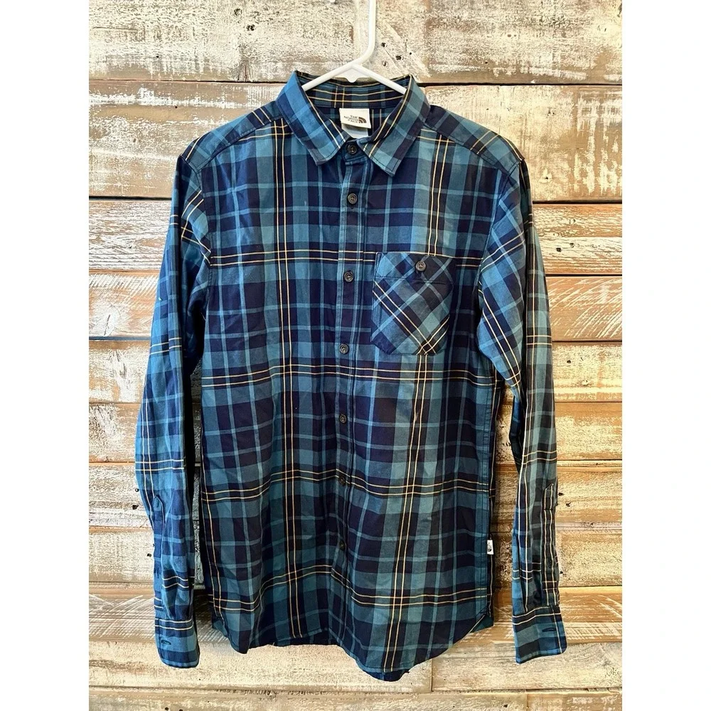 The North Face long sleeved‎ flannel mens small shirt