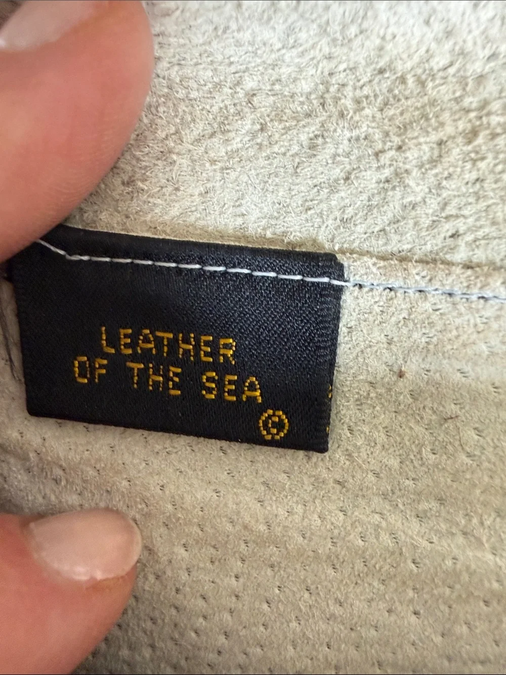 N/A interior strap zipper