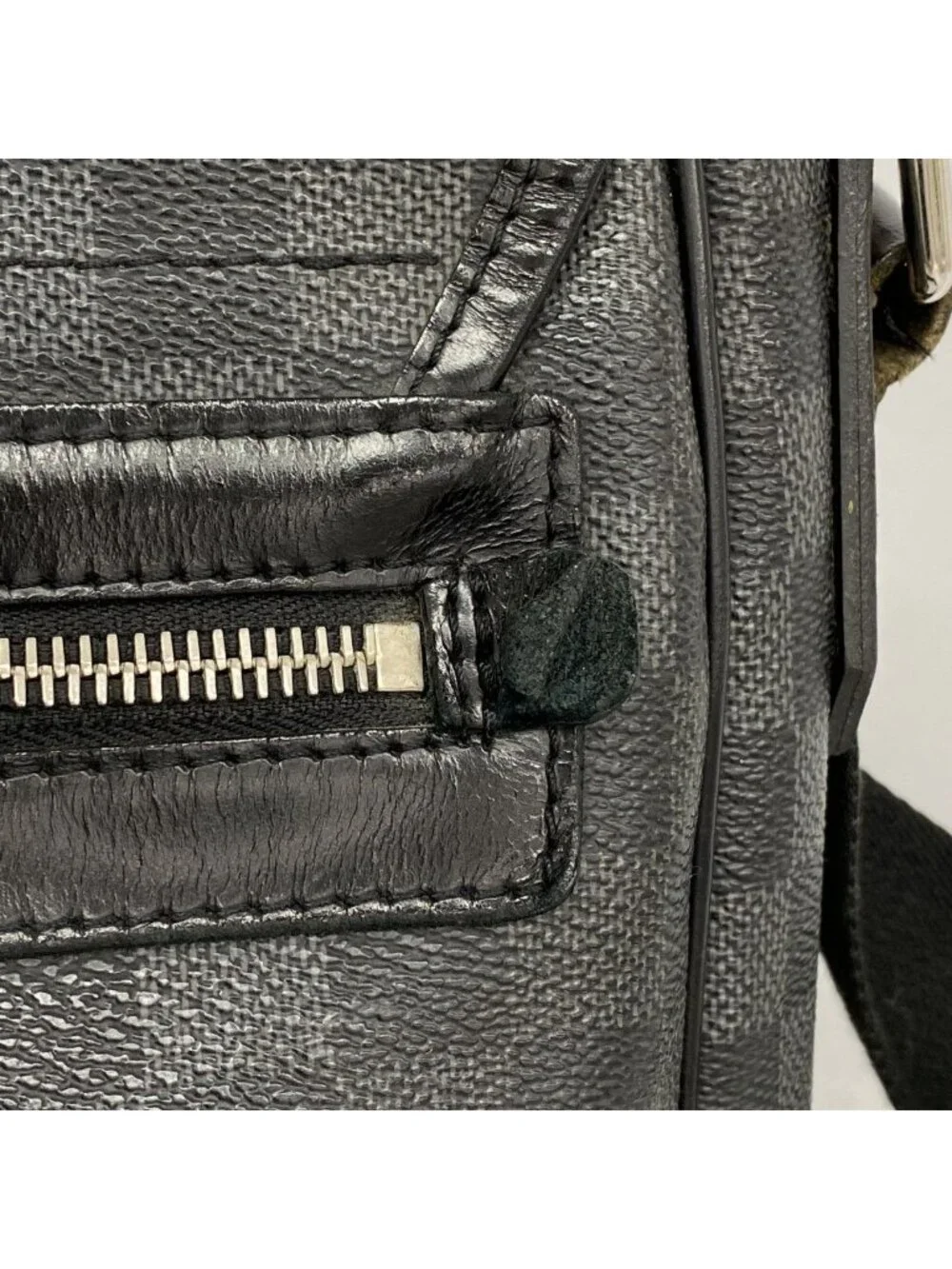 Louis Vuitton 93 authenticity