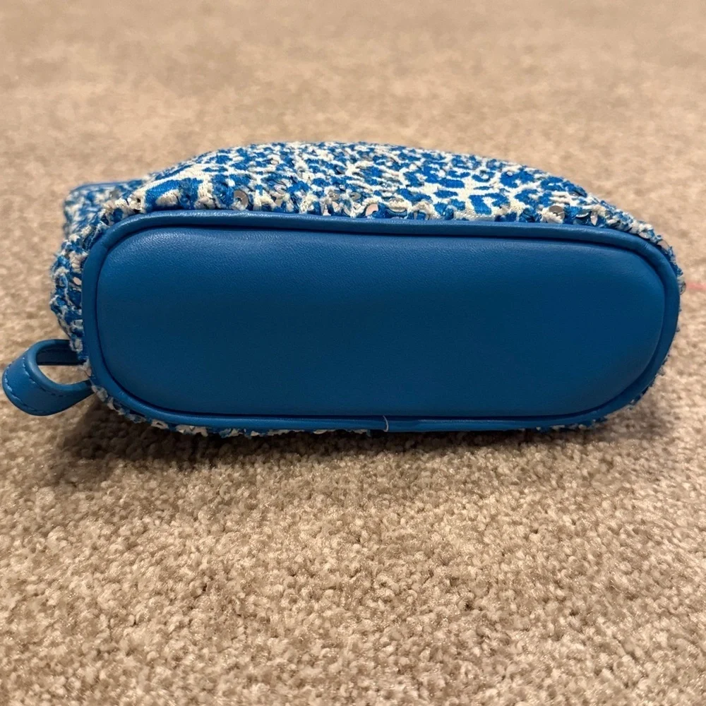 Vera Bradley design high