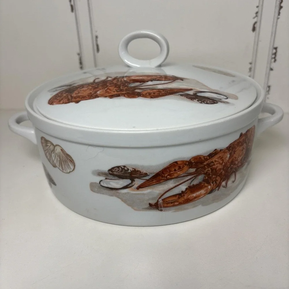 VTG Seafood Soup‎ Tureen w/ Lid Lobster Clams Handles Made in Japan Porcelain