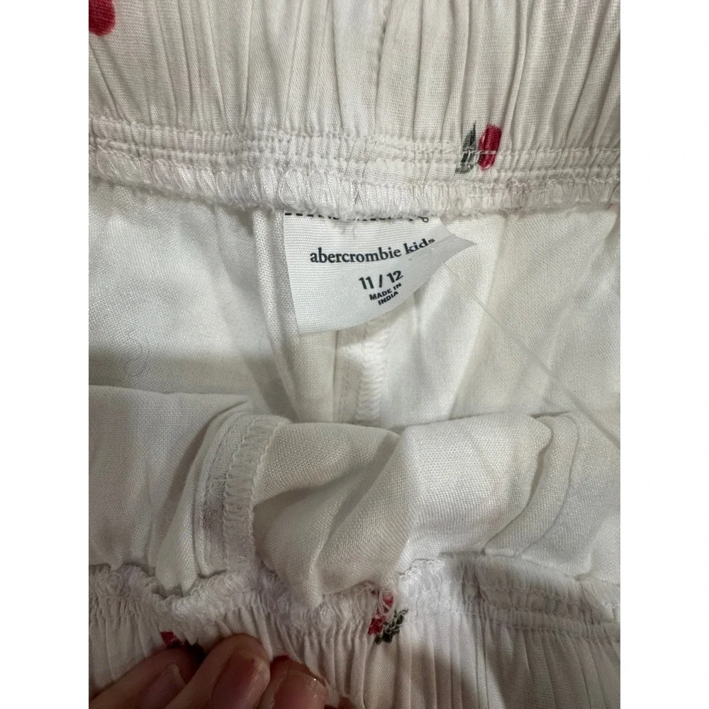 Abercrombie Kids Set Floral Cami Cherry NWT and Gingham Shorts Size 11/12 Girls