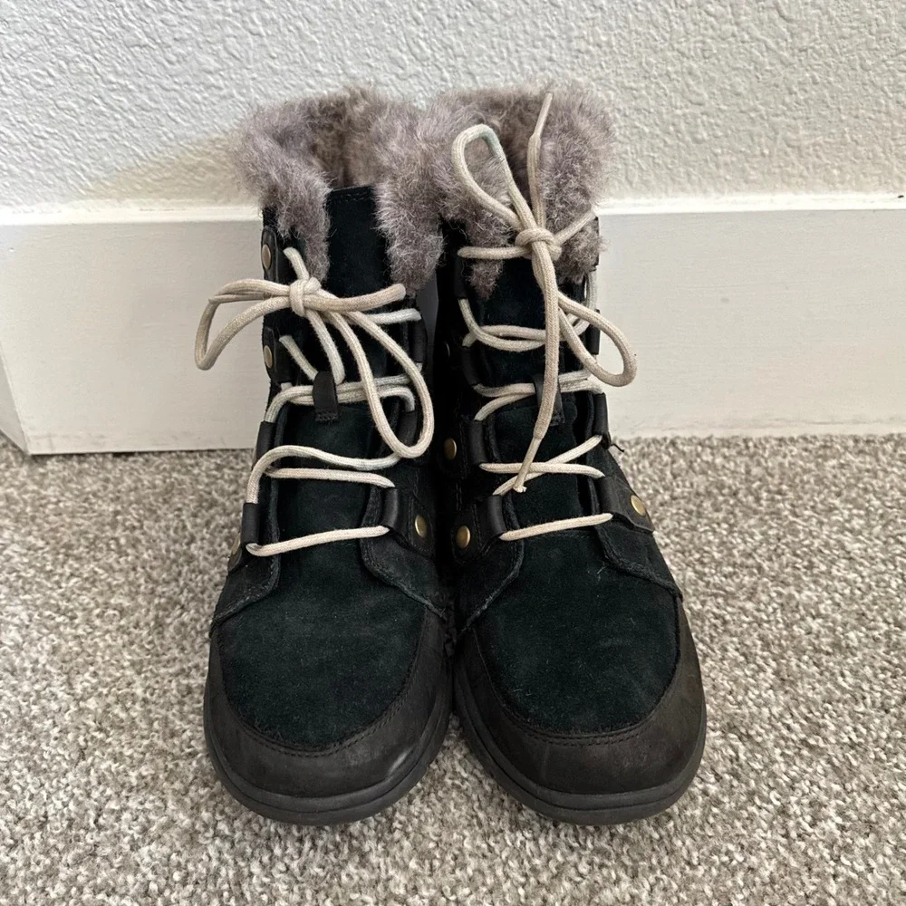 Sorel womens explorer