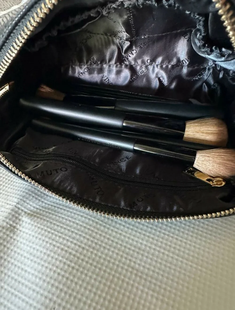 Vince Camuto vince camuto