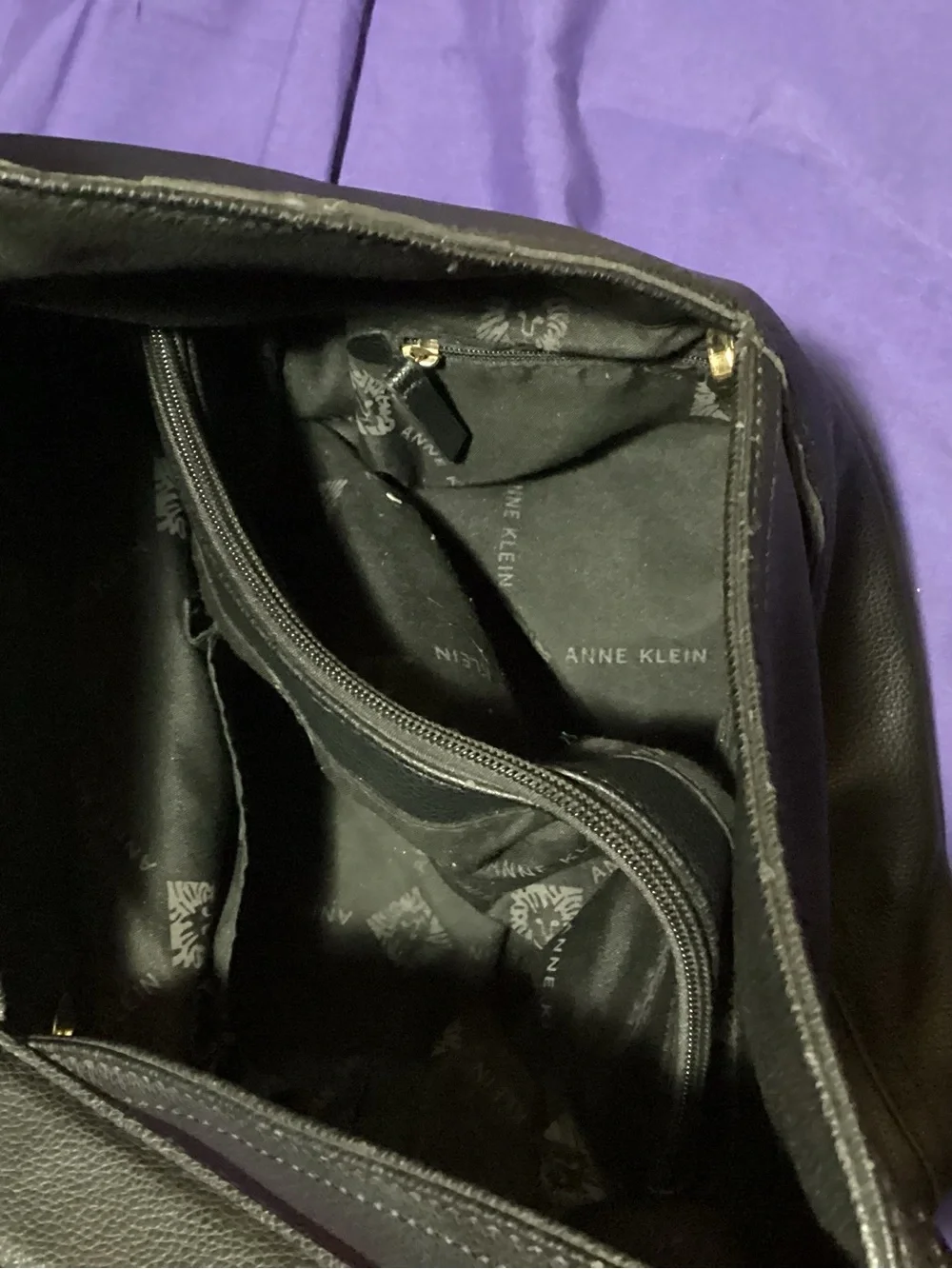 Dooney & Bourke sleek black