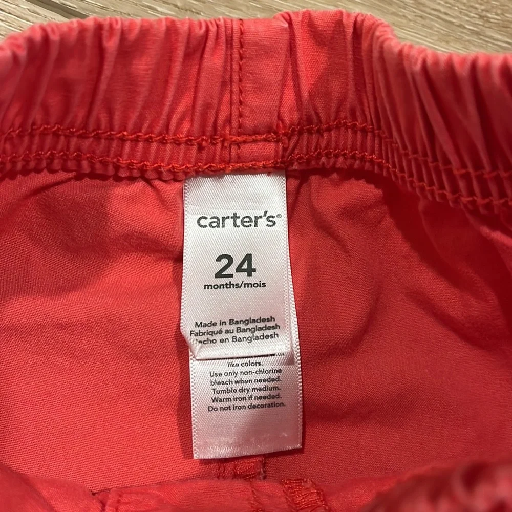 Carters activities shorts • easy