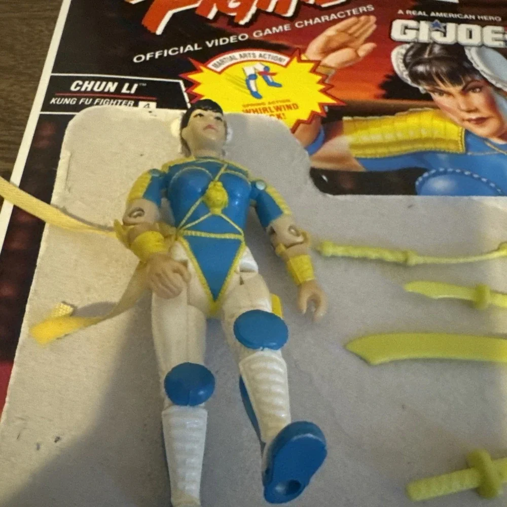 Vintage G.I. Joe Street Fighter 2 Chun Li 1993 Action Figure Hasbro‎ Accessories