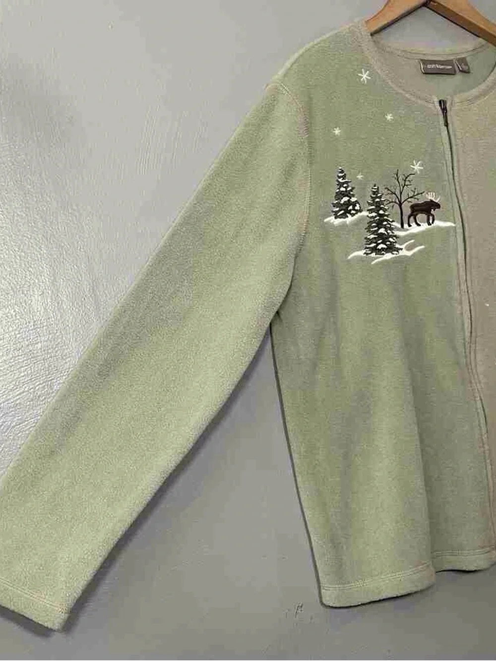 N/A sage green
