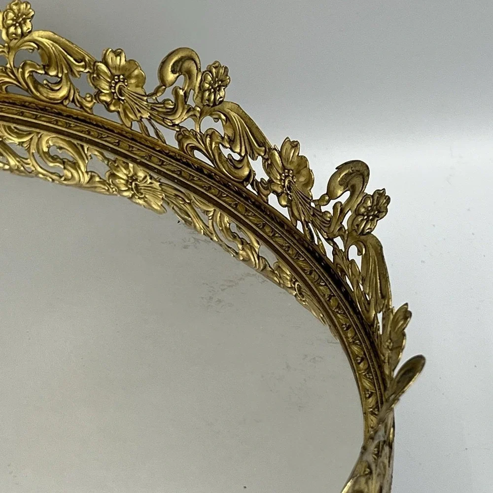 Vintage Ornate 12
