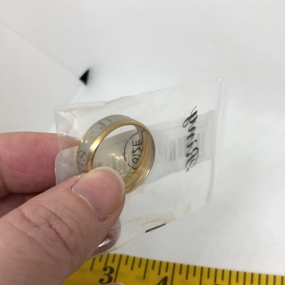 N/A jesus ring