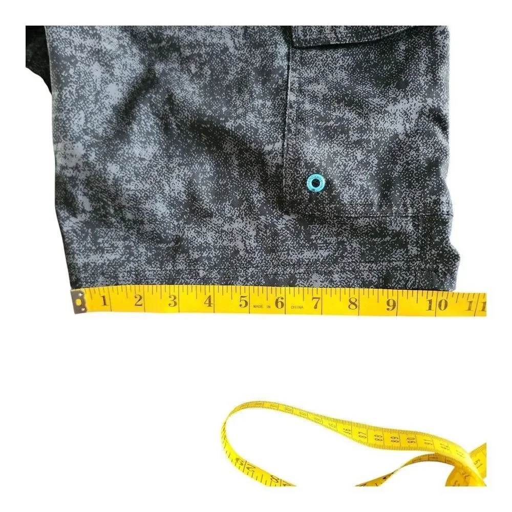 NWOT ZeroXposur Men's UPF 50+  Protection Liner Swim Trunks Black Spray‎ Medium