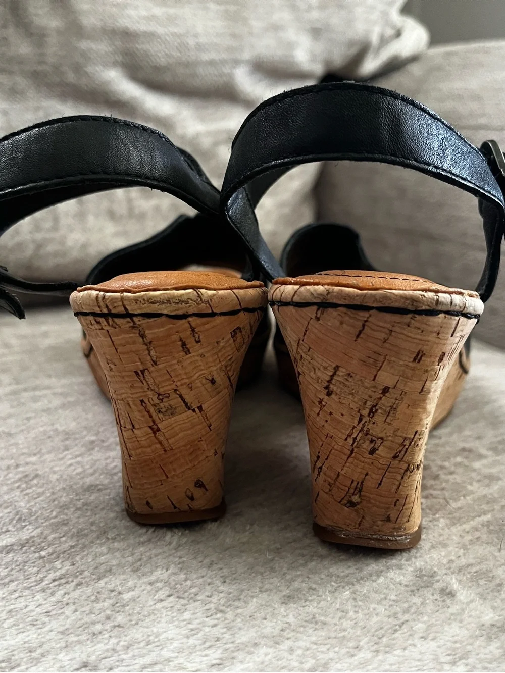 BORN AGNIO Black Leather 3 Inch Cork Bottom Wedges Size 7.5M