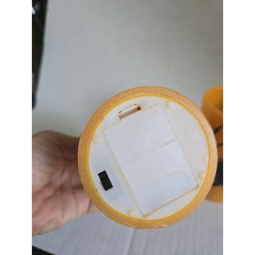 The Unbranded Brand batteries required
