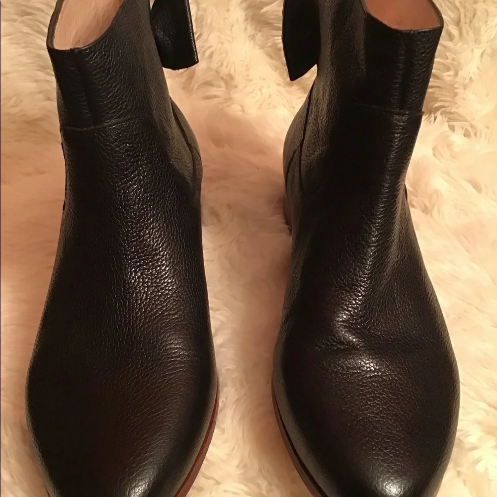 Kate spade womens  black leather studded bows ankle boots size 8.5