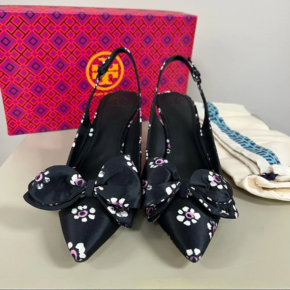 Tory Burch reposhing this