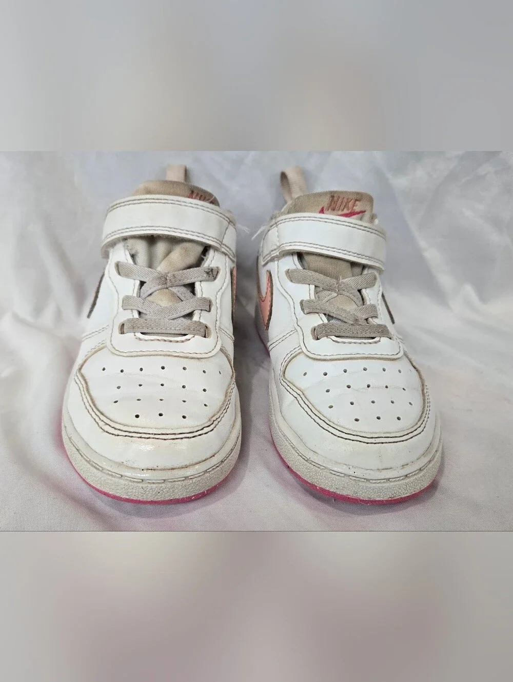 Nike low top