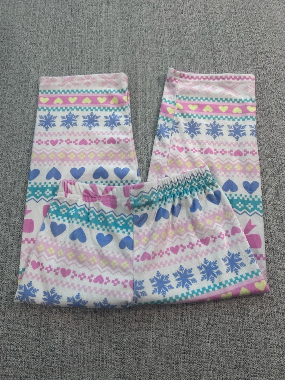 Btween NWT Girls Pink & Blue Patterned Fleece Pajama Set. Size 4