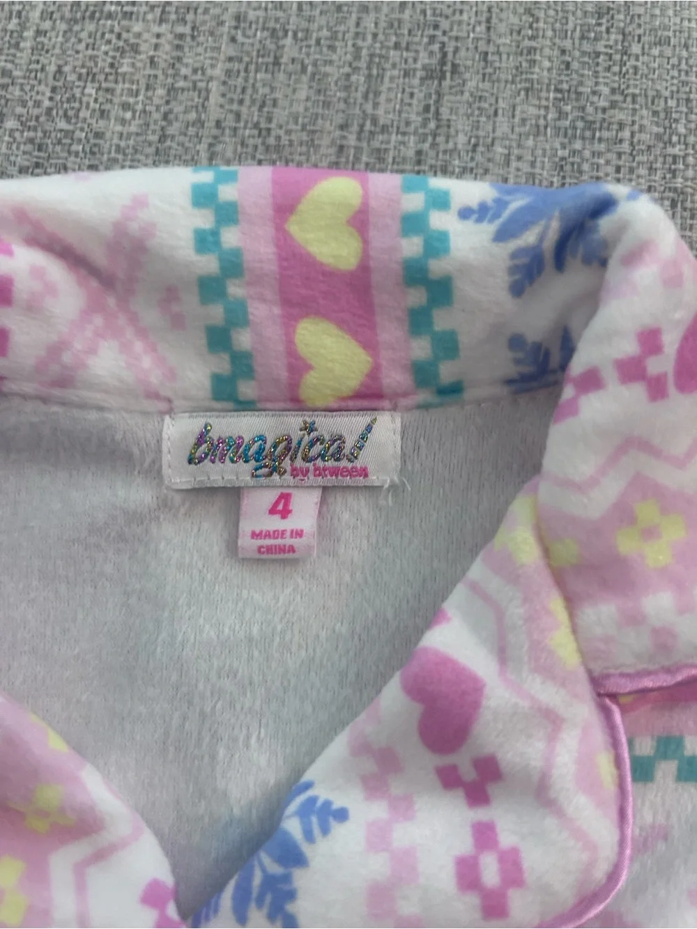 Btween NWT Girls Pink & Blue Patterned Fleece Pajama Set. Size 4