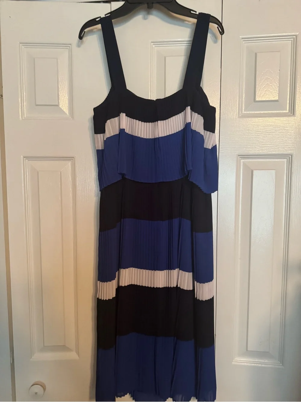 Michael Kors sleeveless michael