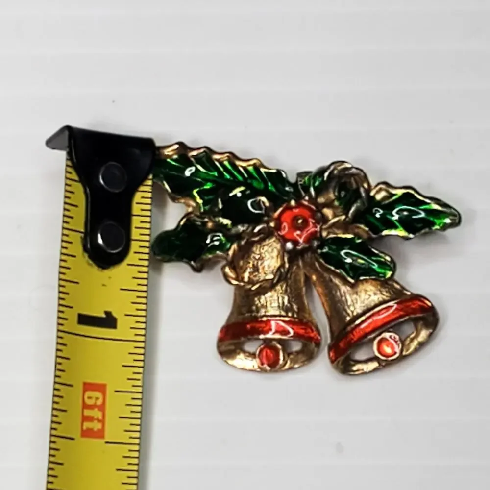 None and/or Unknown enamel holly